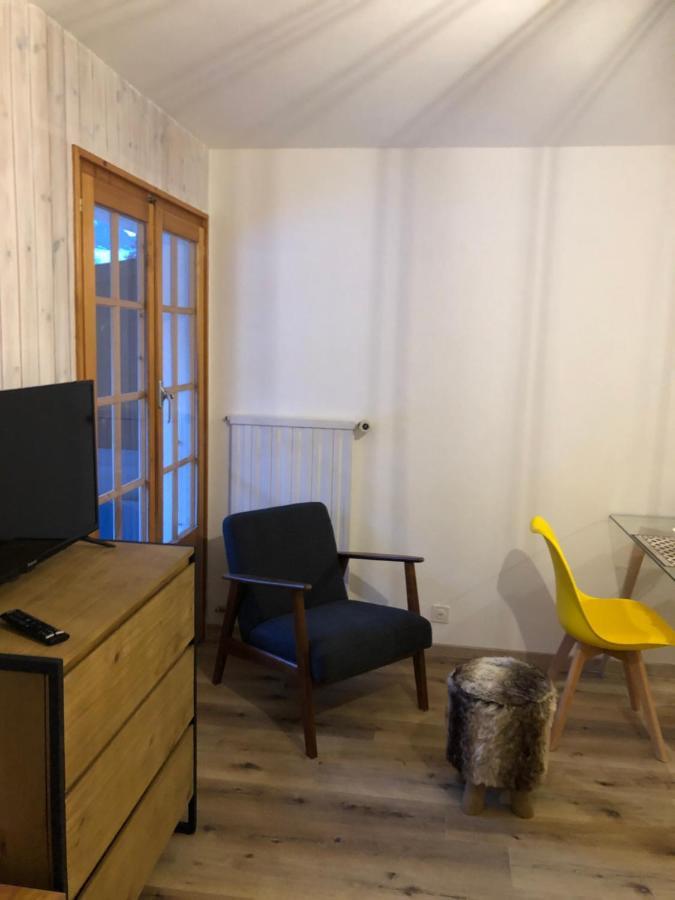 Appartement Le Cerf, Magnifique Avec Jardin-terrasse Et Garage Evolène